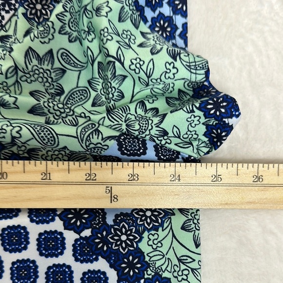 Kim Rogers Blue,Green and whiteShort Sleeve Blouse - Picture 7 of 11